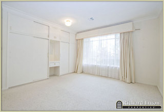 Bedroom 1 (2010-03-09)