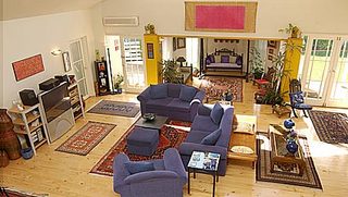 Family room (2005-09-23)