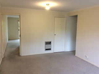 Lounge Room (2015-12-15)