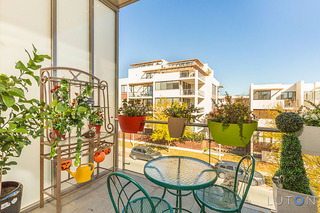 View from Front Balcony (2015-05-26)