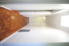 Hallway (2015-05-07)