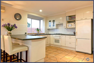 Kitchen (2011-08-24)