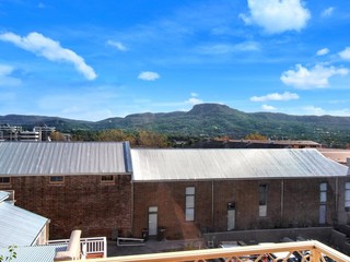 15/84 Smith Street Wollongong - View (2016-11-17)