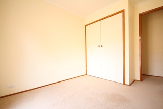 Bedroom 2 (2014-02-06)