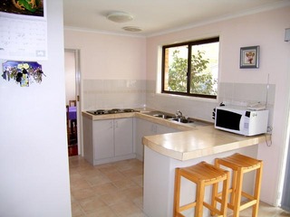 Kitchen from Meals (2004-05-05)