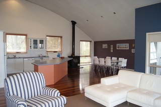 Lounge Room (2011-02-08)