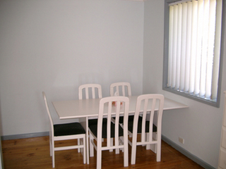 Dining (2003-11-27)