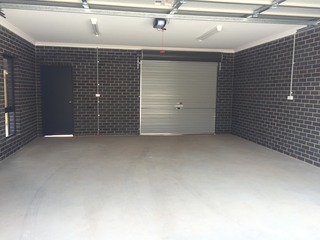 Garage (2016-04-05)