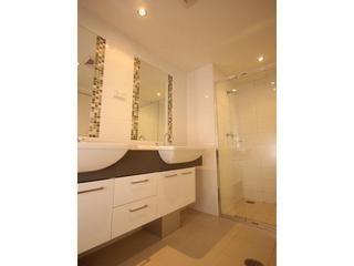 Bathroom (2014-11-28)
