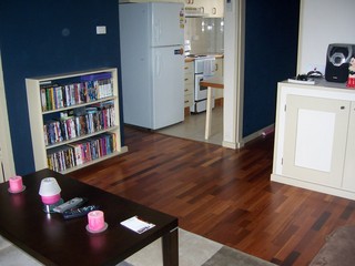Lounge (2006-12-22)