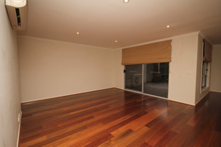 Living (2012-06-06)