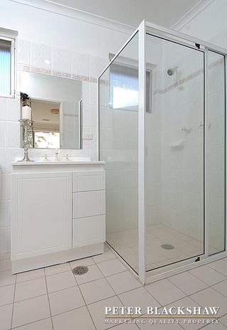 Ensuite (2005-10-07)