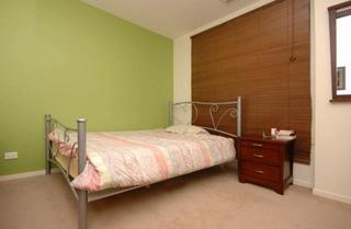 Master bedroom (2010-07-26)
