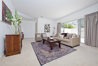 Formal Lounge Room (2011-12-08)
