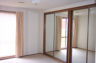 Master bedroom (2004-12-10)