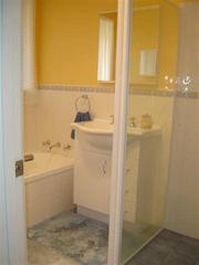 Bathroom (2008-11-06)