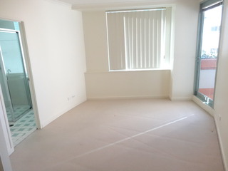 Bedroom 1 (2014-08-15)