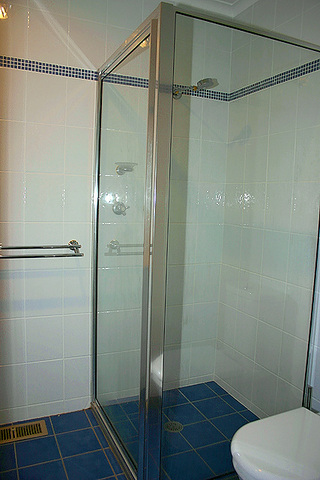Ensuite (2005-08-03)