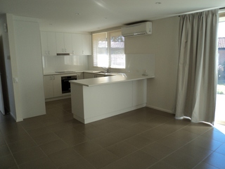 Family to Kitchen (2013-05-03)