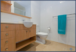Ensuite (2011-05-19)