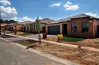 Main (2006-02-07)