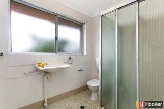 Bathroom (2014-04-03)