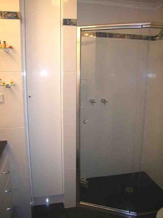 Ensuite (2006-08-31)