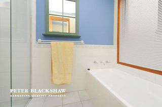 Bathroom (2013-09-26)