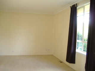 Lounge Room (2011-09-18)