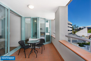 Balcony (2013-11-06)