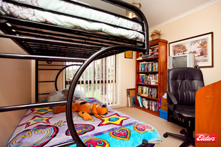 Bed 3 (2011-03-03)