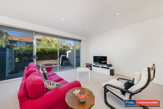 Living Room (2014-10-10)