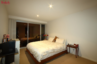Bedroom (2008-05-13)