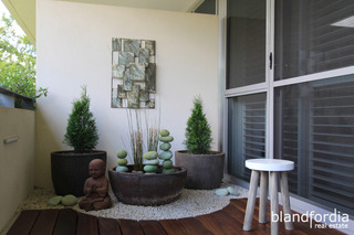 Balcony (2012-11-14)