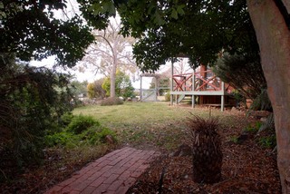 Garden (2006-08-11)
