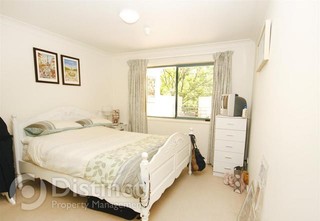 Bedroom 1 (2018-06-25)