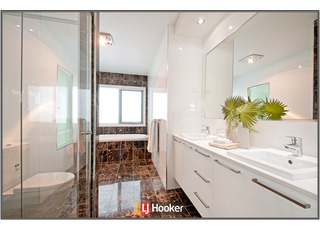 Upstairs Ensuite (2012-10-31)