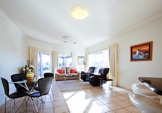 Family Room (2011-08-17)