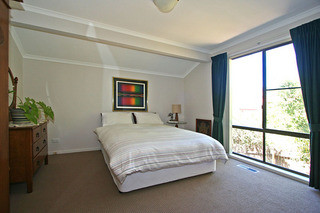 Bedroom 1 (2010-01-21)
