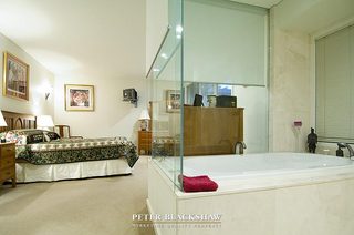 Bed 1 – Ensuite (2007-05-25)