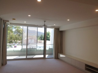 Lounge Room (2015-02-06)