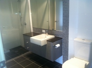 Bathroom (2013-07-26)