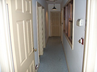 rear hallway (2007-11-13)