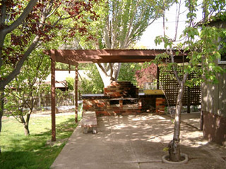 Entertaining area (2003-10-30)