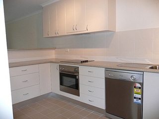 Kitchen (2011-08-22)