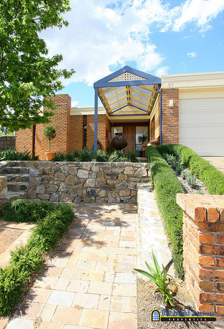 Entrance (2006-10-19)