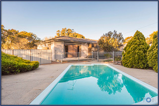 Pool (2014-09-23)