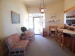 (2015-05-04)