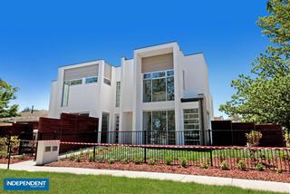 Front of complex (2015-11-27)