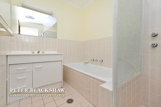 Bathroom (2013-03-28)